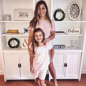 Meet your Posher, Candace